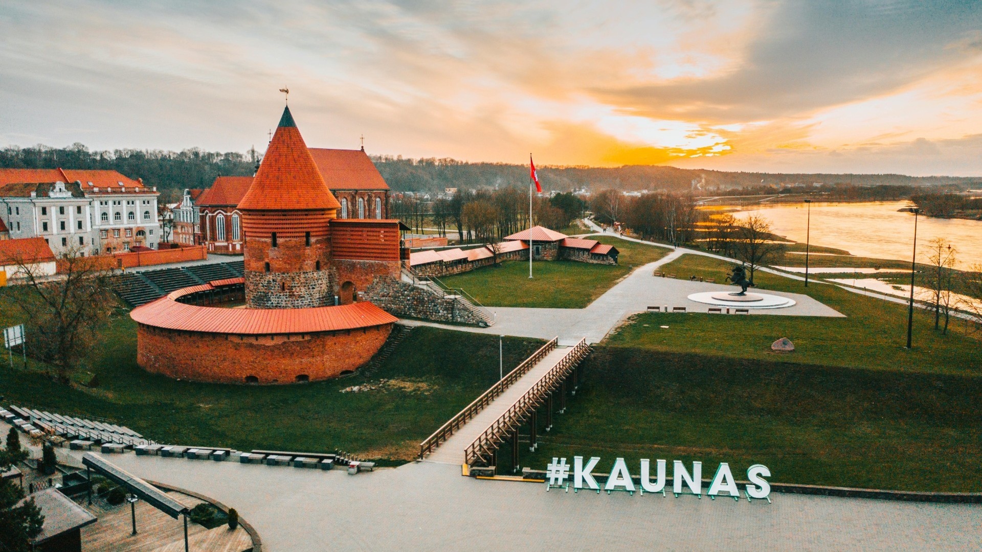 lithuania-landmark